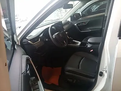 Toyota RAV4 2024, 34200 км, за 117800 CNY - фото 16