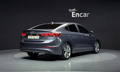 Hyundai Avante 2018, 97392 км, за 9900000 KRW - фото 2