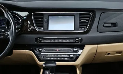 Kia Canival 2019, 246596 км, за 9900000 KRW - фото 16