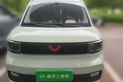 Wuling Hongguang MINIEV 2021, 9000 км, за 35131.91 CNY