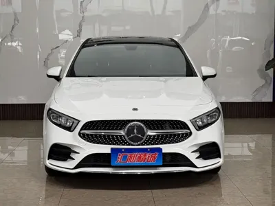 Mercedes-Benz A-Class 2019, 65000 км, за 88800 CNY