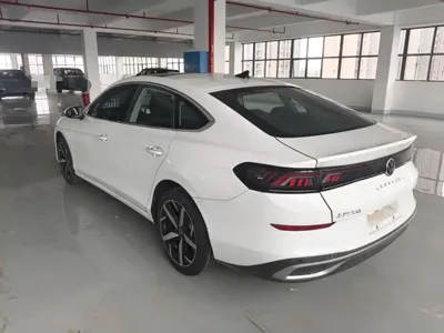 Volkswagen Lamando 2024, 600 км, за 104700 CNY - фото 5