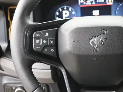 Ford Bronco 2025, 1400 км, за 359000 CNY - фото 15