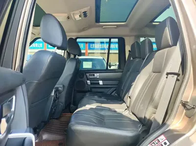 Land Rover Discovery 2015, 145000 км, за 218800 CNY