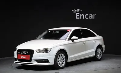 Audi A3 · 2015 год