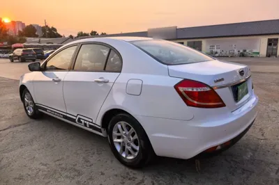 Geely Auto Emgrand 2016, 38100 км, за 30247.12 CNY - фото 12