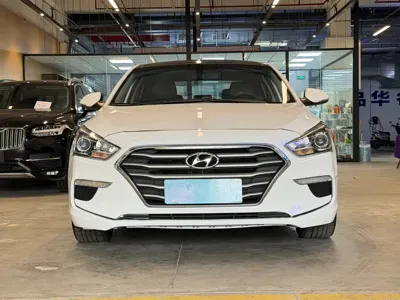 Hyundai Mistra 2017, 90000 км, за 31700 CNY