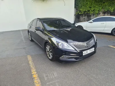Hyundai Grandeur 2015, 290504 км, за 3300000 KRW