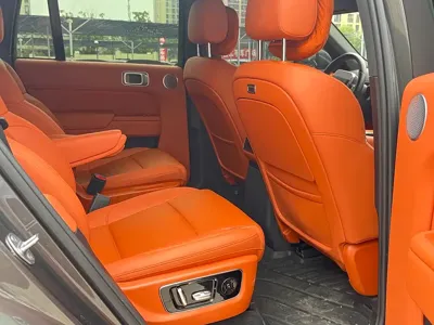 Li Auto Li L8 2025, 50000 км, за 239000 CNY - фото 9