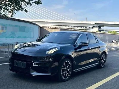 Lynk & Co 03 · 2021 год