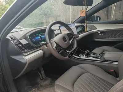 BYD Han 2024, 61400 км, за 98000 CNY - фото 10