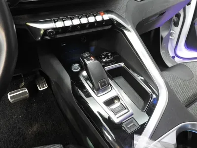 Peugeot 3008 2018, 98214 км, за 13500000 KRW - фото 9