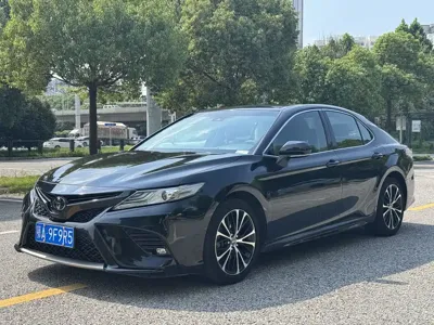Toyota Camry · 2018 год