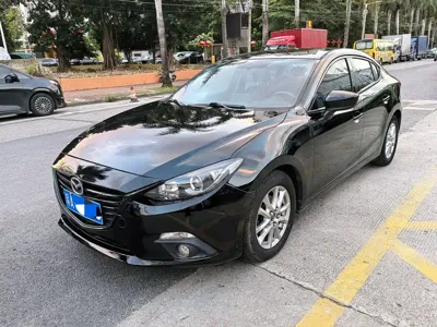 Mazda 3 Axela · 2015 год