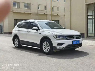 Volkswagen Tiguan L 2018, 90000 км, за 69800 CNY
