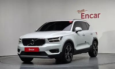 Volvo XC40 · 2020 год