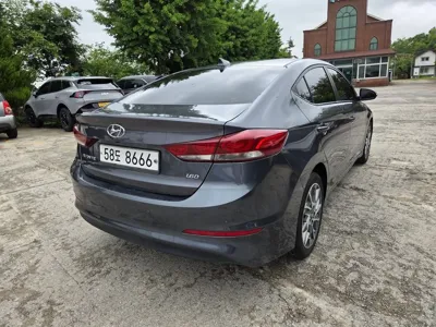 Hyundai Avante 2018, 133000 км, за 5990000 KRW - фото 5