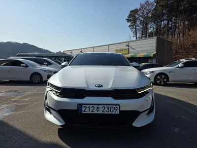 Kia K5 · 2020 год