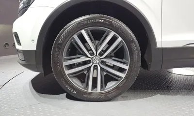 Volkswagen Tiguan 2018, 62099 км, за 21800000 KRW - фото 5