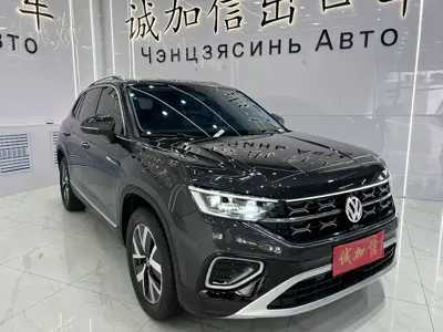 Volkswagen Tayron 2023, 37000 км, за 179800 CNY