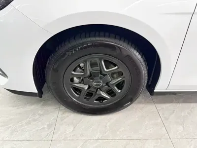 BYD Seal 05 DM-i 2025, 10000 км, за 59800 CNY - фото 22