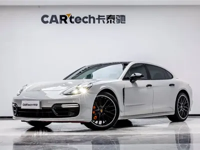 Porsche Panamera · 2021 год