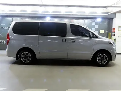 Hyundai Starex 2018, 198810 км, за 9900000 KRW - фото 17