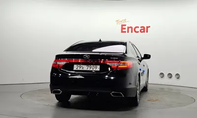 Hyundai Grandeur 2017, 126180 км, за 9300000 KRW