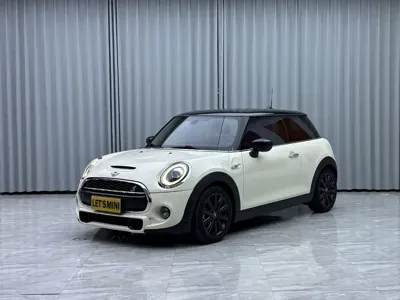 MINI MINI 2019, 46000 км, за 125800 CNY