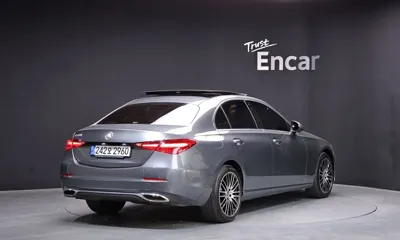 Mercedes-Benz C-Class 2023, 37932 км, за 34500000 KRW
