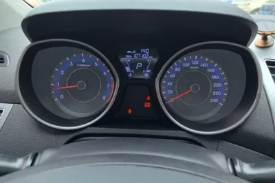 Hyundai Elantra (5th Generation 2016, 107100 км, за 42855.83 CNY - фото 14