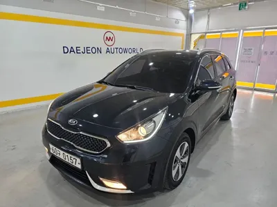 Kia Niro 2017, 176310 км, за 9000000 KRW - фото 3