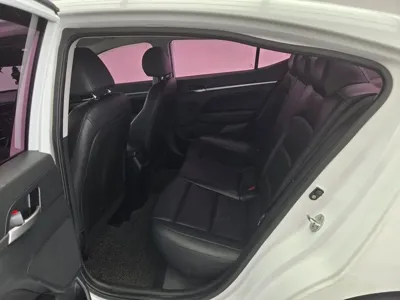 Hyundai Avante 2019, 267389 км, за 6500000 KRW - фото 9