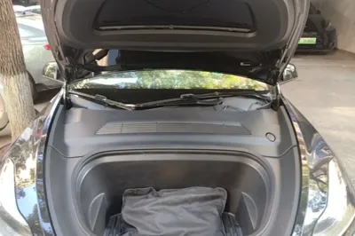Tesla Model Y 2022, 115600 км, за 155773.75 CNY - фото 32