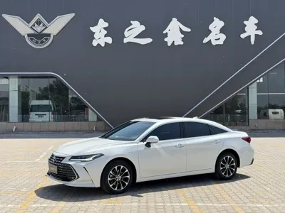 Toyota Avalon · 2023 год