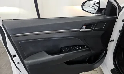 Hyundai Avante 2017, 34959 км, за 12300000 KRW - фото 24