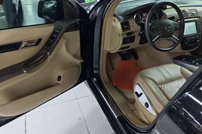 Mercedes-Benz R-Class 2017, 137400 км, за 93329.32 CNY - фото 23