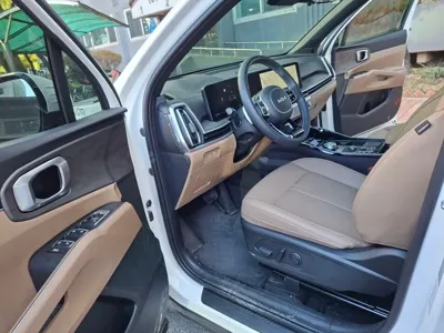 Kia Sorento 2025, 5000 км, за 31020000 KRW - фото 9