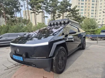 Tesla Cybertruck · 2024 год