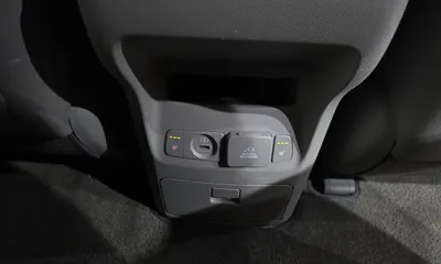 Kia Canival 2017, 156449 км, за 10200000 KRW - фото 19