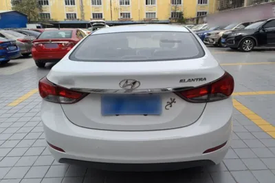 Hyundai Elantra (5th Generation 2016, 107100 км, за 42855.83 CNY - фото 5
