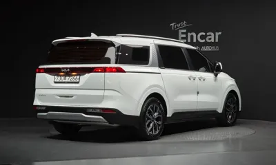 Kia Canival 2023, 32367 км, за 24900000 KRW