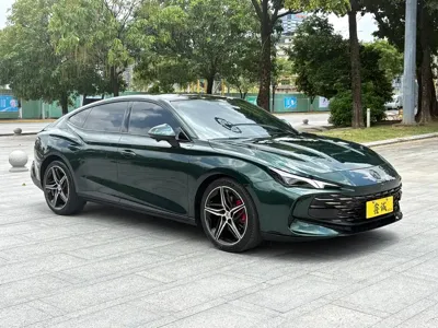 MG MG7 2023, 34000 км, за 93800 CNY