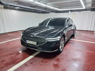 Genesis G90 · 2022 год