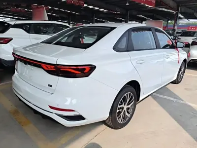Geely Emgrand 2026, 100 км, за 61000 CNY - фото 7