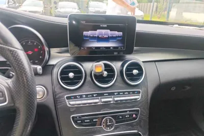 Mercedes-Benz C-Class 2017, 140500 км, за 69923.91 CNY - фото 13