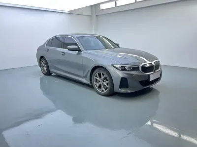 BMW i3 · 2023 год