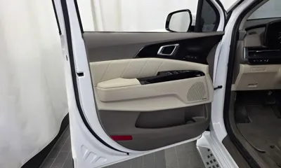 Kia Canival 2021, 148410 км, за 27990000 KRW - фото 24