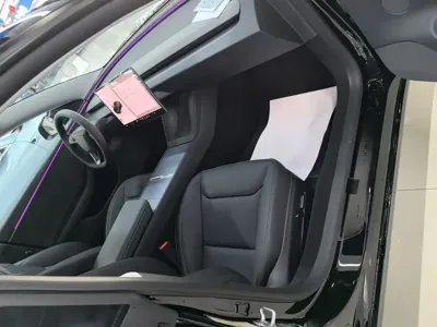 Tesla Model 3 2026, 100 км, за 206800 CNY - фото 7