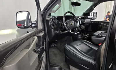 Chevrolet Express Van 2017, 93335 км, за 29900000 KRW - фото 10